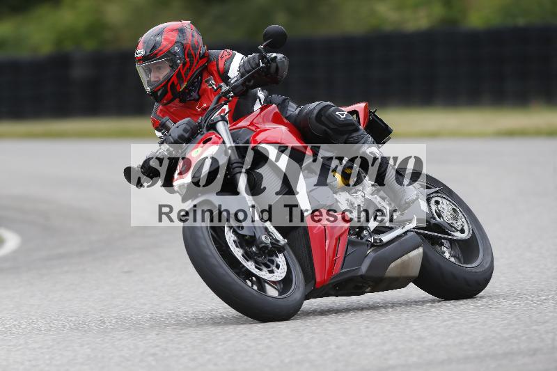 /19 26.05.2025 FREERIDE Training ADR/Gruppe B/1